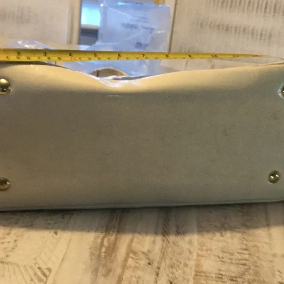 Beautiful Coach bag - Picture 7 of 11